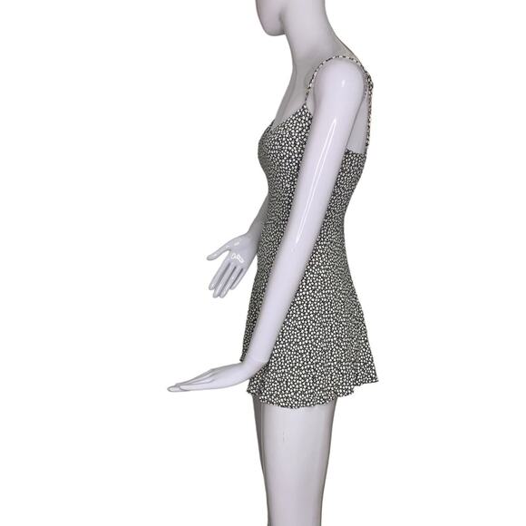 Zara Romper Floral Print Hidden Zipper on Back Size XS Adjustable Straps - Picture 10 of 12